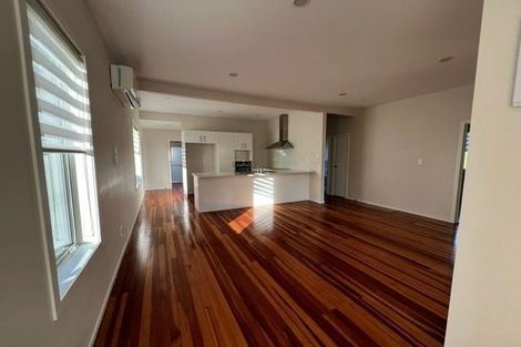 Photo of property in 41 Clayburn Road, Glen Eden, Auckland, 0602