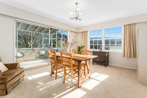 Photo of property in 71 Oriel Avenue, Tawa, Wellington, 5028