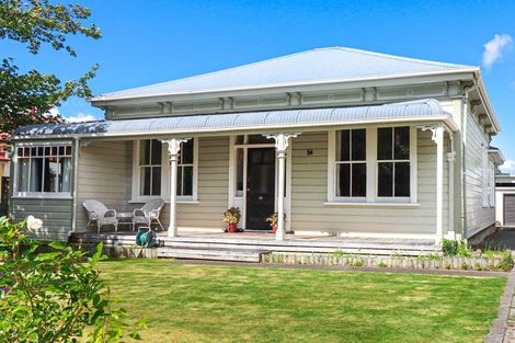 Photo of property in 14 Grant Street, Dannevirke, 4930