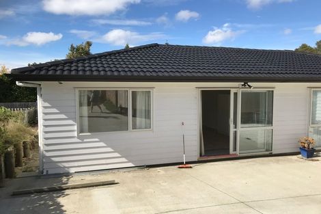 Photo of property in 33 Hutchinsons Road, Bucklands Beach, Auckland, 2014