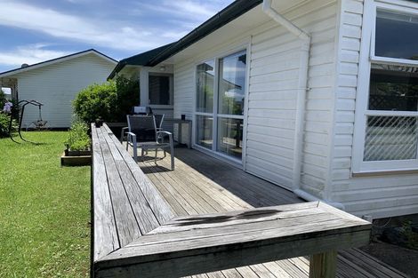 Photo of property in 11 Riverina Avenue, Pakuranga, Auckland, 2010