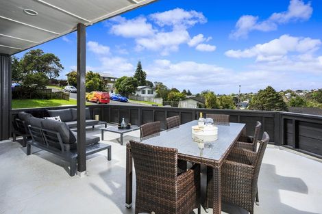 Photo of property in 3 Dunraven Place, Torbay, Auckland, 0630