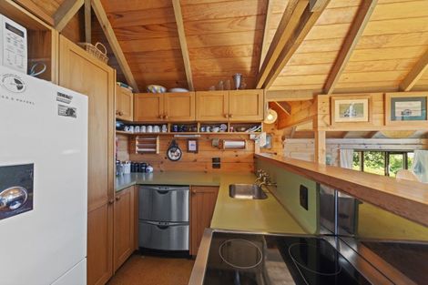 Photo of property in 41 Kaiuru Avenue, Pukawa Bay, Turangi, 3381