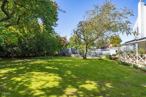 Photo of property in 19 Kempton Street, Greytown, 5712