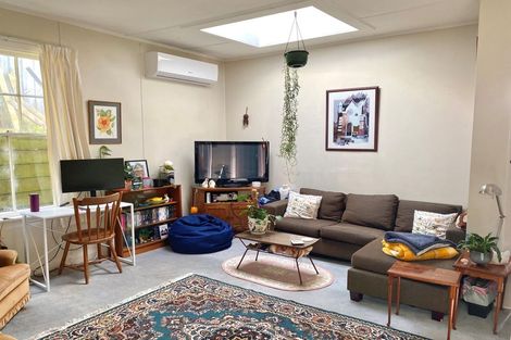 Photo of property in 1/12 Myrtle Crescent, Mount Cook, Wellington, 6021