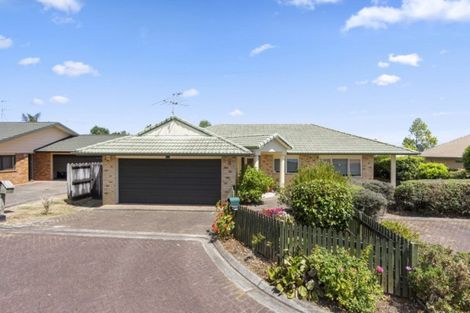 Photo of property in 20 Emmerdale Avenue, Papakura, 2110