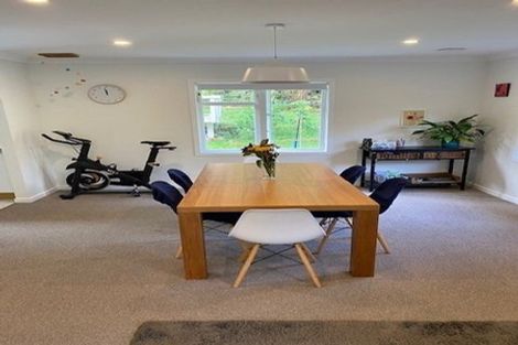 Photo of property in 27 Olivia Crescent, Tawa, Wellington, 5028