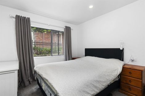 Photo of property in 77a Royal Road, Massey, Auckland, 0614