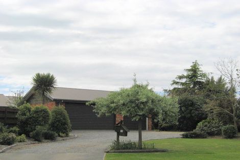 Photo of property in 16 Gladstone Road, Woodend, 7610