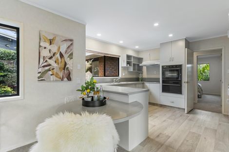 Photo of property in 17 Channing Crescent, Botany Downs, Auckland, 2010