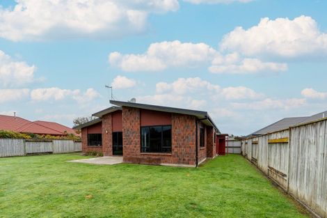 Photo of property in 21 Brooklyn Heights Drive, Kelvin Grove, Palmerston North, 4414