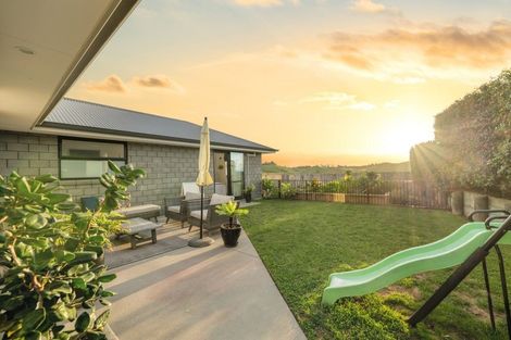 Photo of property in 205 Ballintoy Park Drive, Welcome Bay, Tauranga, 3175