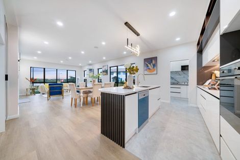 Photo of property in 8 Evergreen Parade, Rosehill, Papakura, 2113