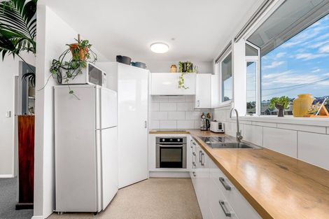 Photo of property in 1b Richard Street, Titahi Bay, Porirua, 5022