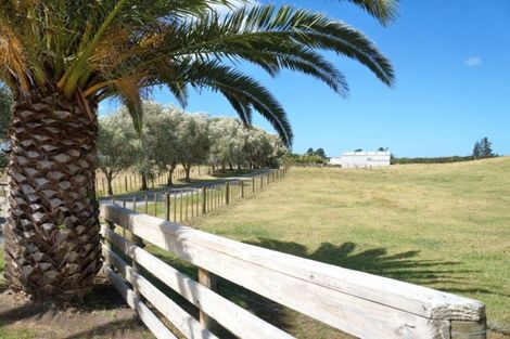 Photo of property in 93 Uretiti Road, Waipu, 0582