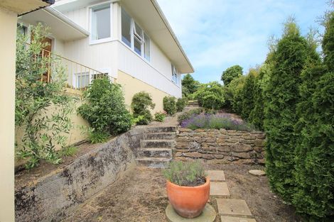 Photo of property in 9a Avon Street, South Hill, Oamaru, 9400