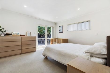 Photo of property in 430a Great South Road, Opaheke, Papakura, 2113