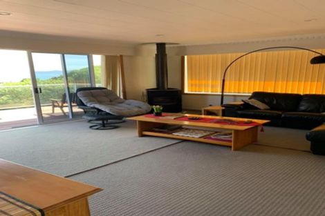 Photo of property in 2 Porter Place, Paekakariki, 5034