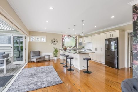 Photo of property in 15 Peel Street, Westmere, Auckland, 1022