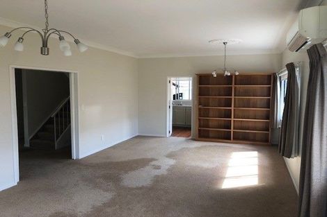 Photo of property in 1/7 Sylvan Park Avenue, Milford, Auckland, 0620