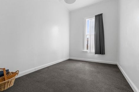 Photo of property in 98 Pembroke Street, Carterton, 5713