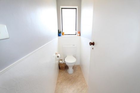 Photo of property in 1 Waitara Place, Tokoroa, 3420