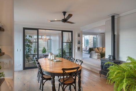 Photo of property in 11 Barclay Place, Wanaka, 9305