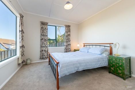 Photo of property in 128 Motuhara Road, Plimmerton, Porirua, 5026