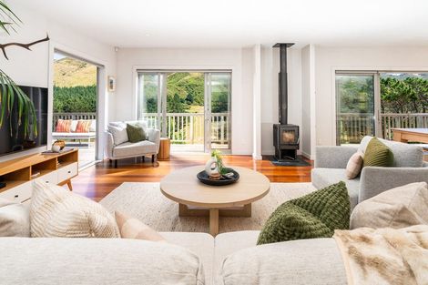 Photo of property in 326 South Makara Road, Makara, Karori, 6972