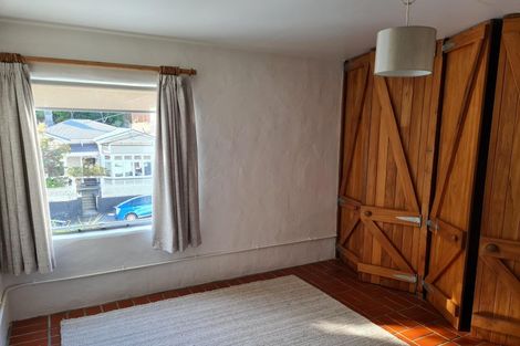 Photo of property in 102 Majoribanks Street, Mount Victoria, Wellington, 6011