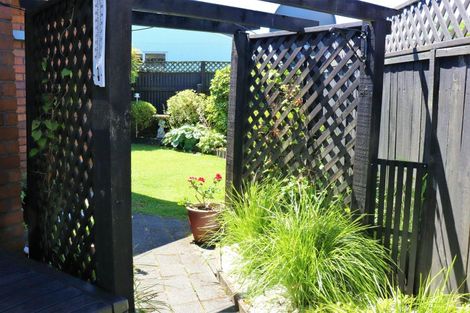 Photo of property in 5 Rochfort Place, Westport, 7825