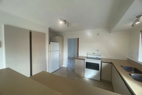 Photo of property in 4 Delisle Place, Windsor Park, Auckland, 0632