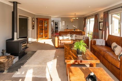 Photo of property in 6 Celtic Way, Paraparaumu, 5032