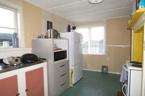 Photo of property in 12 Gothard Place, Westport, 7825