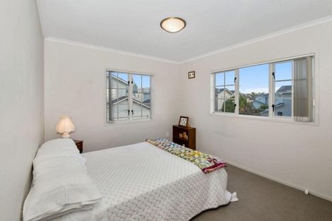 Photo of property in 34 Mulvaney Crescent, Henderson, Auckland, 0612