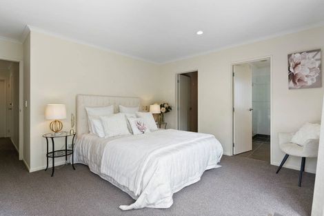 Photo of property in 113a Cook Street, Cockle Bay, Auckland, 2014