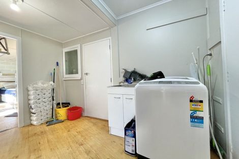 Photo of property in 1 Kotare Place, Tokoroa, 3420