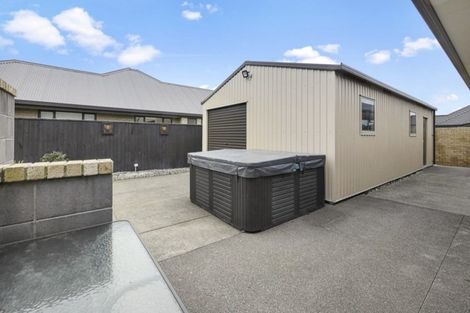 Photo of property in 9 Lloyds Close, Rolleston, 7614