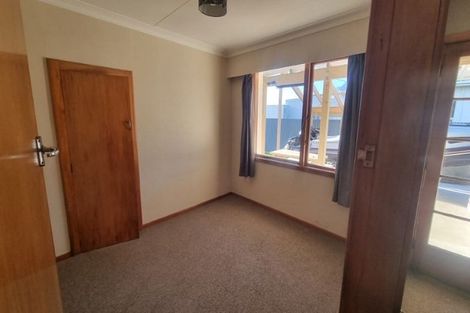 Photo of property in 30 Moa Street, Waikiwi, Invercargill, 9810