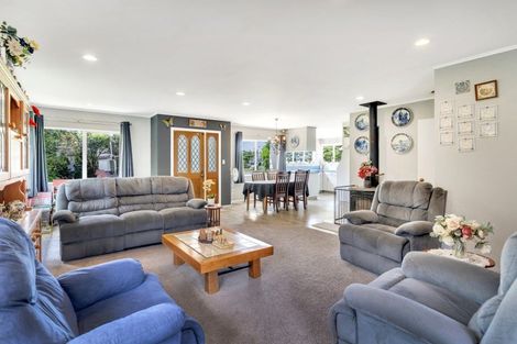 Photo of property in 55 Charles Street, Carterton, 5713