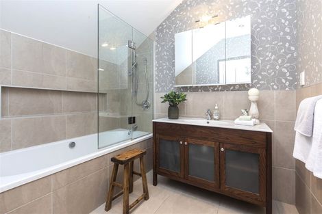 Photo of property in 150 Clyde Road, Burnside, Christchurch, 8053