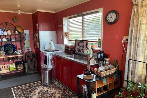 Photo of property in 2 Rutland Place, Milson, Palmerston North, 4414