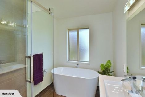 Photo of property in 6 Titirangi Crescent, Parklands, Christchurch, 8083