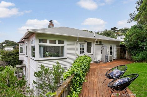 Photo of property in 123 Barnard Street, Wadestown, Wellington, 6012