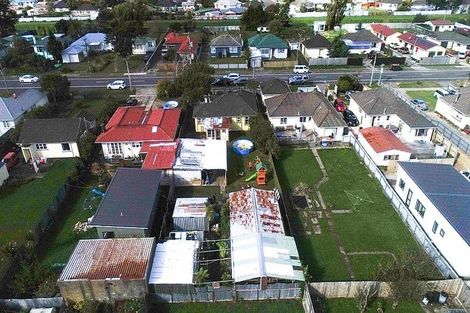 Photo of property in 61 Wellington Road, Wainuiomata, Lower Hutt, 5014