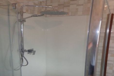 Photo of property in 81 Hobsonville Road, West Harbour, Auckland, 0618