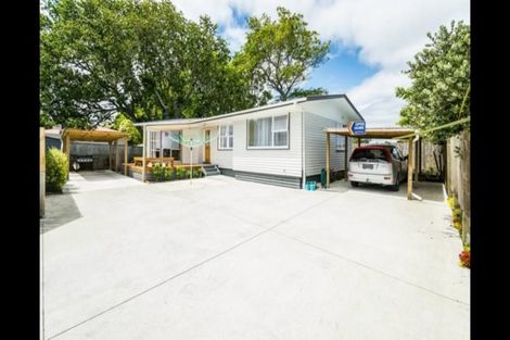 Photo of property in 30c Pinedale Place, Henderson, Auckland, 0610