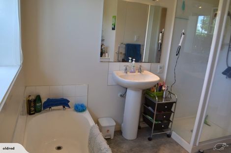 Photo of property in 11 Emlyn Place, Avondale, Christchurch, 8061