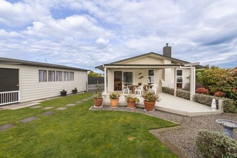 Photo of property in 14 Ferndale Place, Feilding, 4702