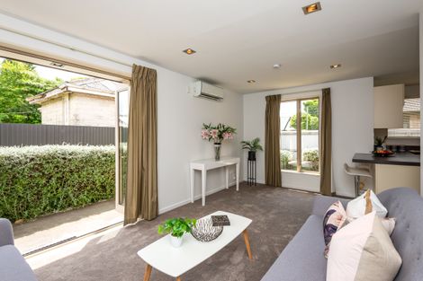 Photo of property in 65a Cleveland Street, Edgeware, Christchurch, 8013